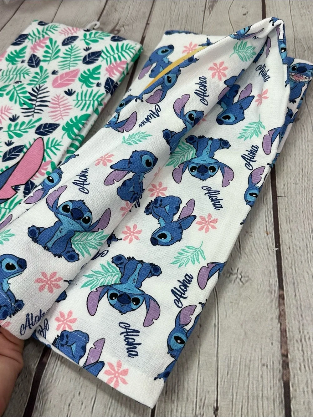 NWT Disney Stitch Kitchen Towels 100% cotton tropical island fandom kidcore